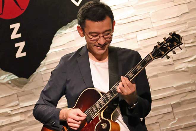 Takeya Nakao (guitar)