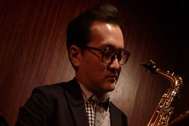 Hiroshi Sugano (alto sax)
