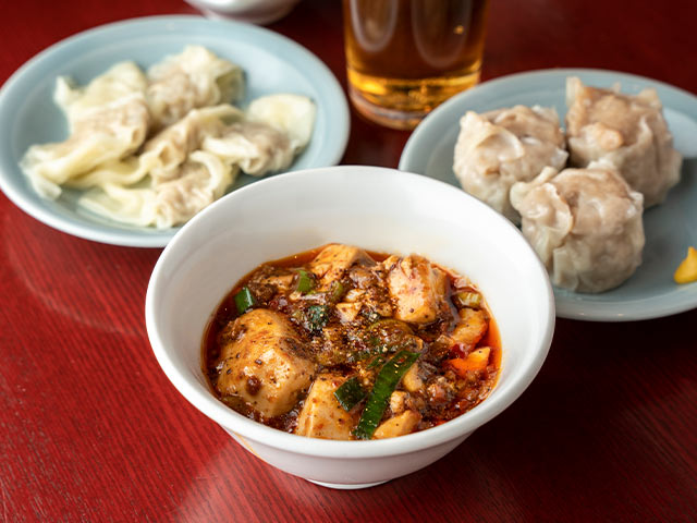ちょい飲みセット（麻婆豆腐、焼売、皿ワンタン）