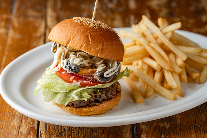 ブナシメジとバターナッツのテリヤキバーガー